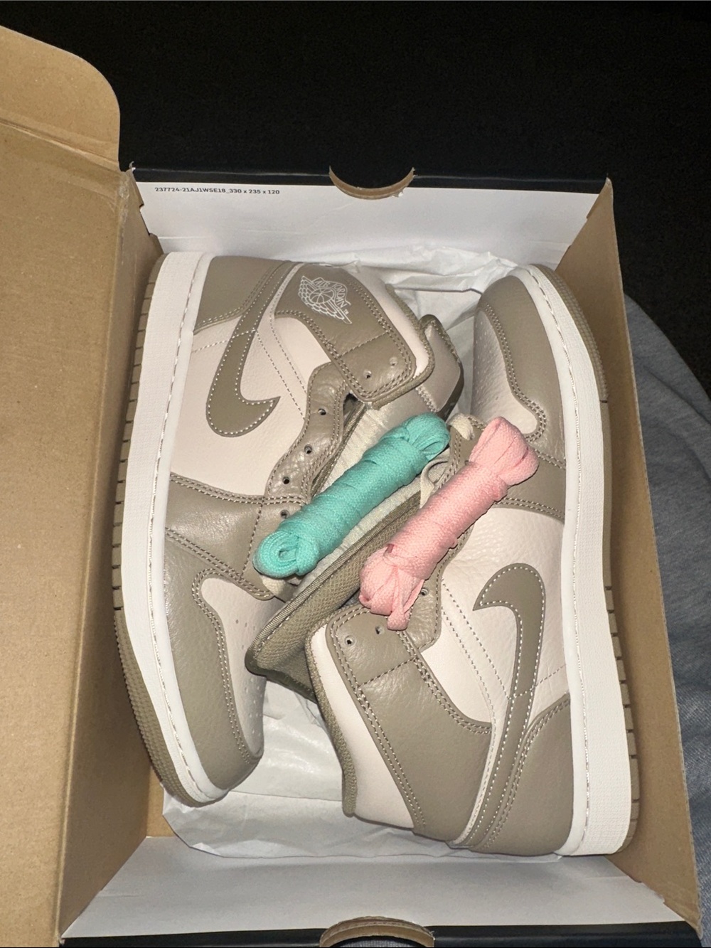 NIKE JORDAN 1 Mid Tan and Cream High-Top Sneakers with Pink Mint Laces size 9